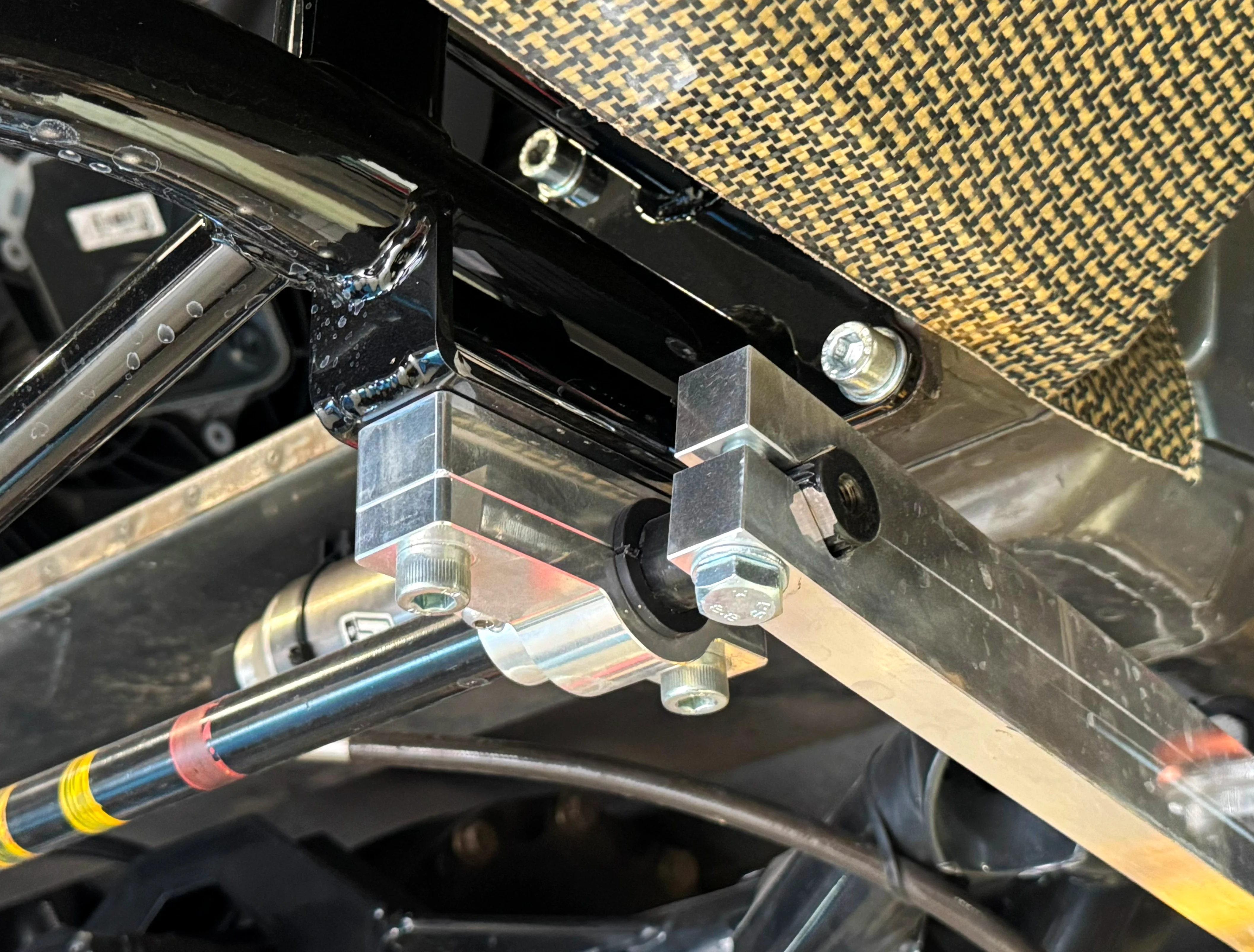 Rear sway bar kit thumbnail 4